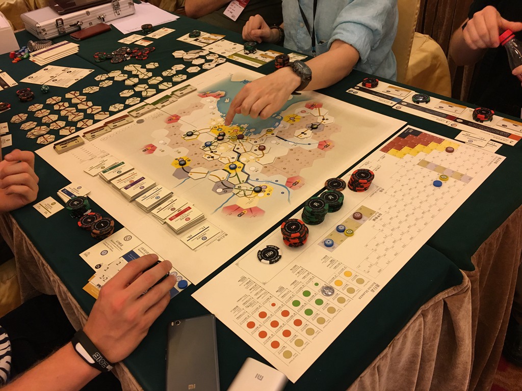 可汗游戏大会,中外极客桌游玩家齐聚一堂 – 智研家-家给人足,研精毕智。