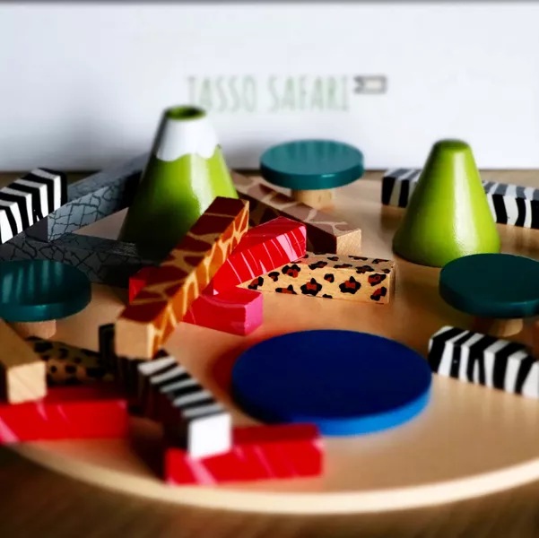 日常文档/营销文案/桌面游戏/棒棒乐/生成内容 (Generated Content)/微信公众号_(WeChat_OA)/1_在重力的稀树草原上此时无声胜有声/assets/在重力的稀树草原上此时无声胜有声/e4252126696572066f40f444d77c8c95_MD5.jpg